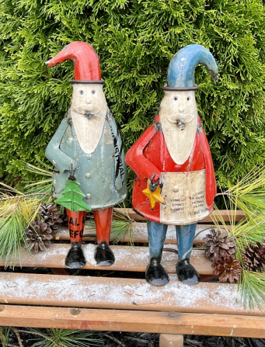 SANTA'S HOLDING TREE & STAR  *NEW* AVAIL JULY 2023